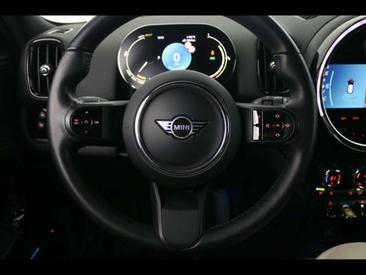 Mini Countryman COOPER SE — photo 12