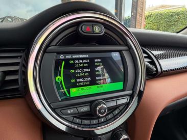 Mini Cooper S — photo 21