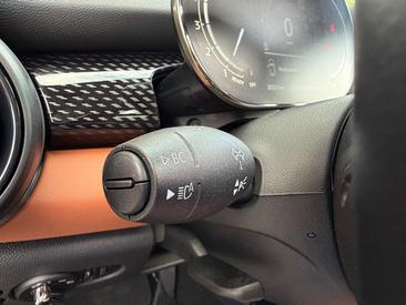 Mini Cooper S — photo 23