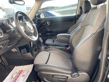 Mini Cooper — photo 9