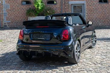 Mini Cabrio JCW Cooper — photo 3