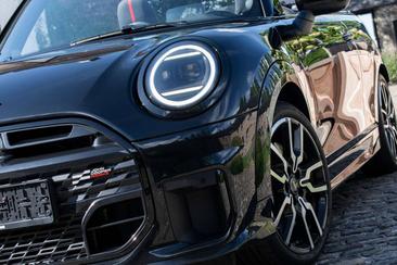 Mini Cabrio JCW Cooper — photo 4