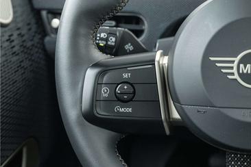Mini Hatch Classic Cooper E — photo 32