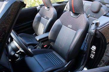 Mini Cabrio JCW Cooper — photo 11