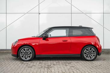 Mini Hatch Classic Cooper E — photo 37