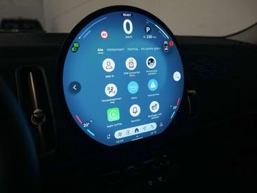 Mini Countryman COOPER SE — photo 12
