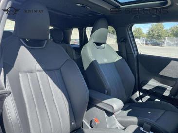 Mini Cooper JCW — photo 9