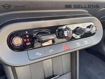 Mini Cooper JCW — photo 18