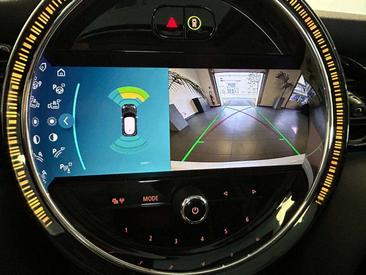 Mini Electric Cooper SE — photo 17