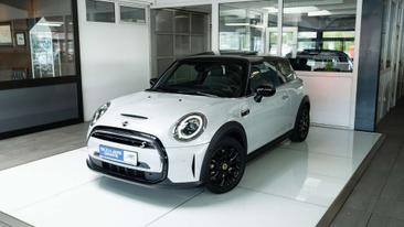 Mini Electric Classic Cooper SE — photo 2