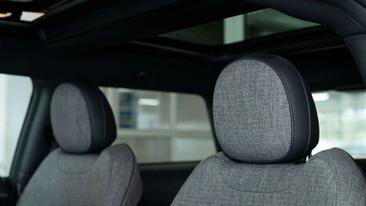 Mini Electric Classic Cooper SE — photo 22