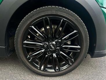 Mini Cooper — photo 9