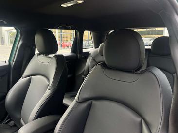 Mini Cooper — photo 10