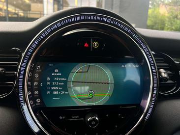 Mini Cooper — photo 12
