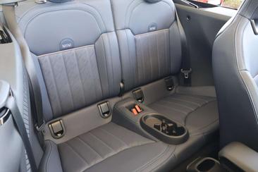 Mini Cabrio Favoured Cooper — photo 10