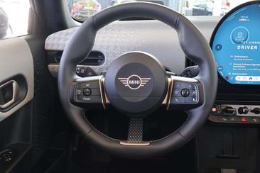 Mini Cabrio Favoured Cooper — photo 13