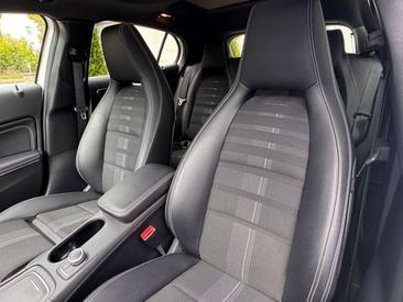 Mercedes GLA 220 — photo 14