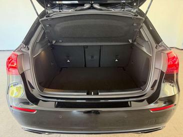 Mercedes Classe A 180 Night Edition — photo 15