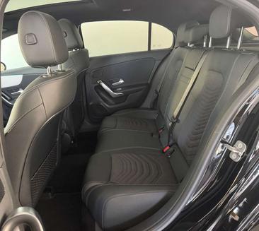 Mercedes Classe A 180 Night Edition — photo 22