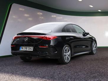 Mercedes CLA 180 AMG Line — photo 2