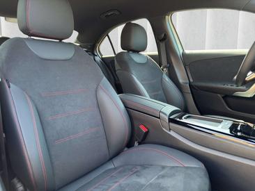 Mercedes Classe A 250 Night Edition — photo 14