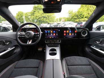 Mercedes CLA 200 AMG Line — photo 7