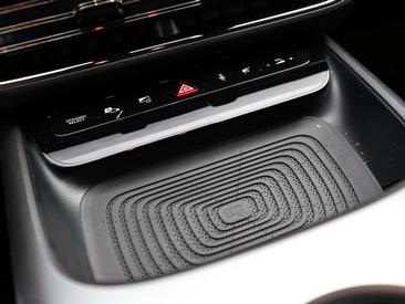 Mercedes CLA 200 AMG Line — photo 14