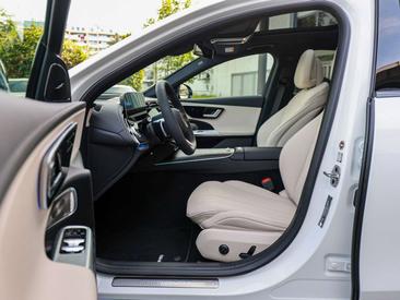 Mercedes Classe E 300 — photo 10