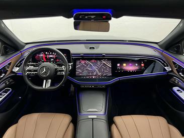 Mercedes Classe E 300 Night Edition — photo 4