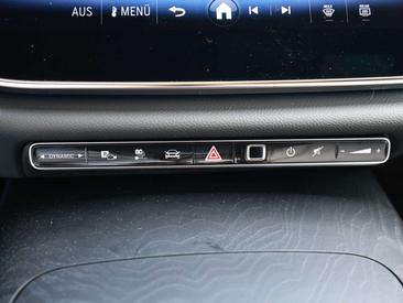 Mercedes Classe E 300 — photo 16