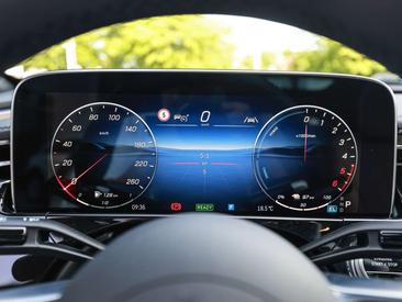 Mercedes Classe E 300 — photo 20