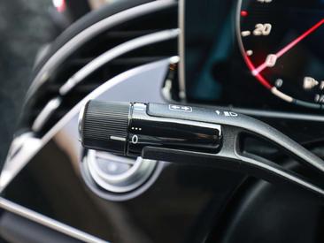 Mercedes Classe E 300 — photo 27