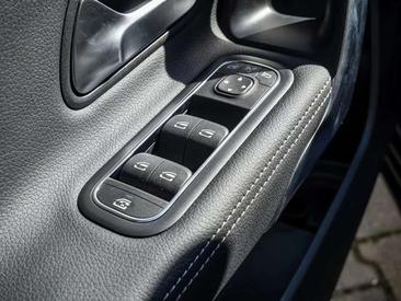 Mercedes Classe A 180 Premium Plus — photo 4