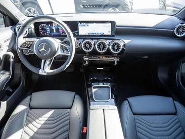 Mercedes Classe A 180 Premium Plus — photo 5