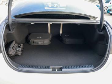 Mercedes Classe E 300 — photo 32