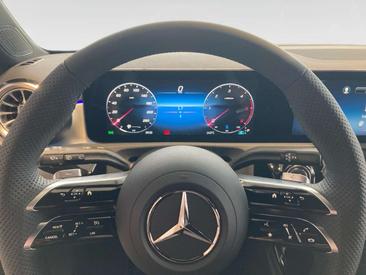 Mercedes Classe A 180 AMG Line — photo 11