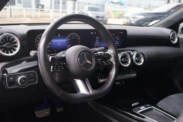 Mercedes Classe A 180 AMG Line — photo 9