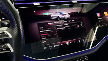 Mercedes Classe E 300 Night Edition — photo 30