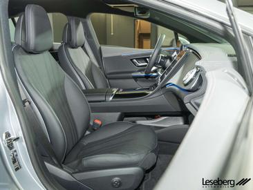 Mercedes EQE 350 — photo 15