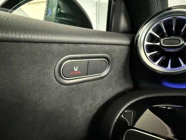 Mercedes Classe A 220 Night Edition — photo 14