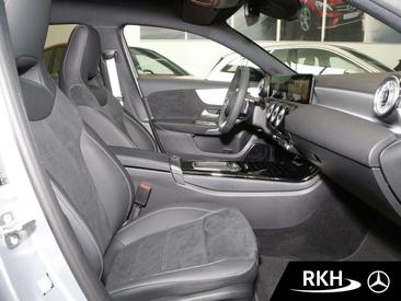 Mercedes Classe A 200 Night Edition — photo 5