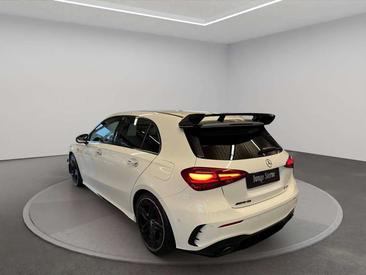 Mercedes Classe A35 AMG 35 Night Edition — photo 9