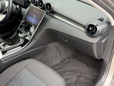 Mercedes Classe C 200 — photo 11
