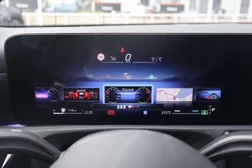 Mercedes Classe A 180 AMG Line — photo 31