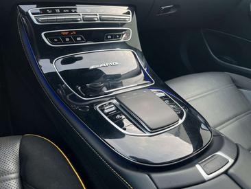 Mercedes Classe E63 AMG 63 — photo 11