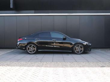 Mercedes CLA 180 AMG Line — photo 3