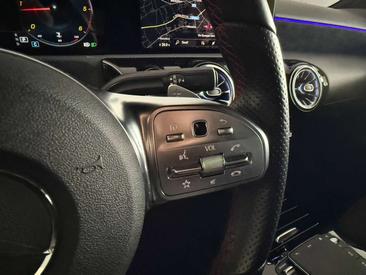 Mercedes Classe A 220 Night Edition — photo 29