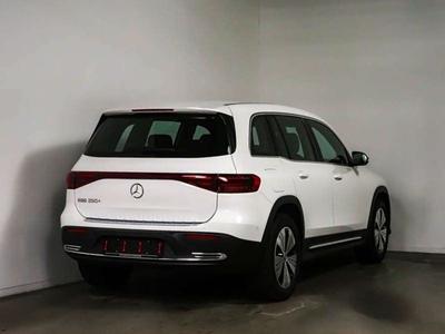 Mercedes EQB 250