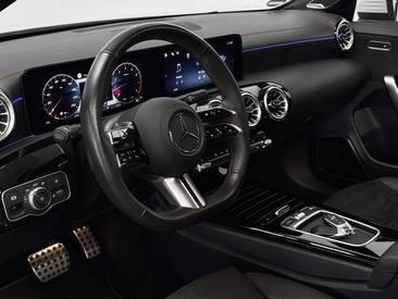 Mercedes CLA 200 — photo 14