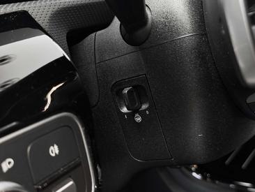 Mercedes CLA 200 — photo 15